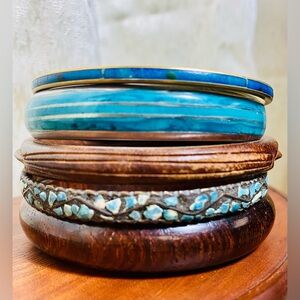 Vintage Turquoise & Wood Bangle Stack (Set of 5)